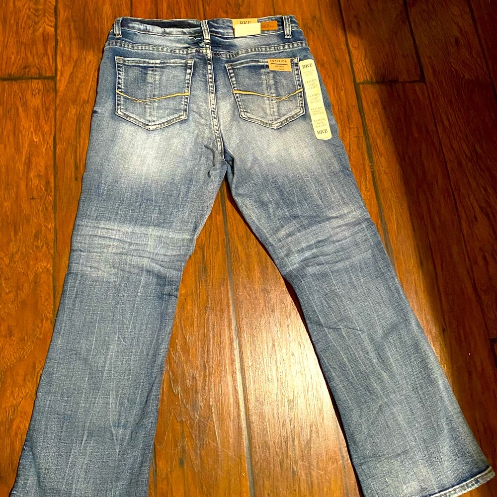 **NWT**BKE Payton fit, mid rise, boot cut.